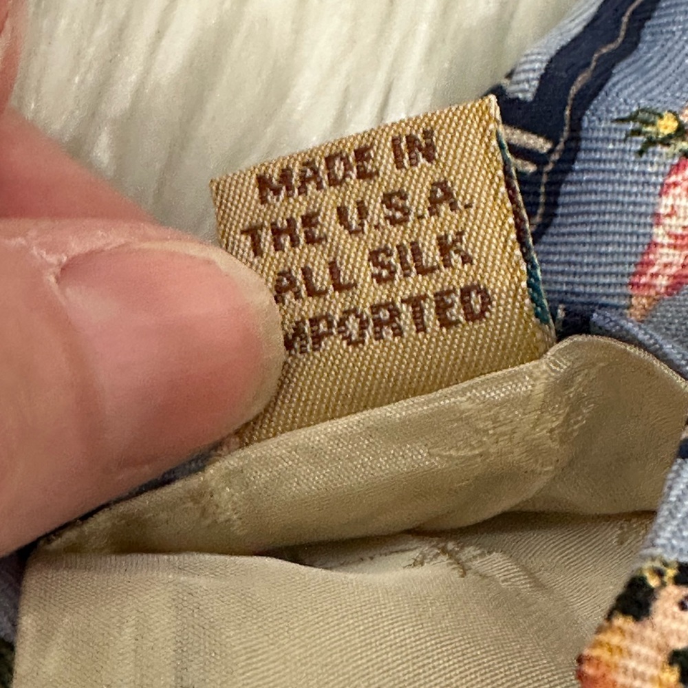 Tommy Bahama vintage hula silk tie - Picture 5 of 5